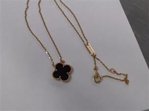 Pre-Owned Van Cleef and Arpels Vintage Alhambra Pendant Necklace